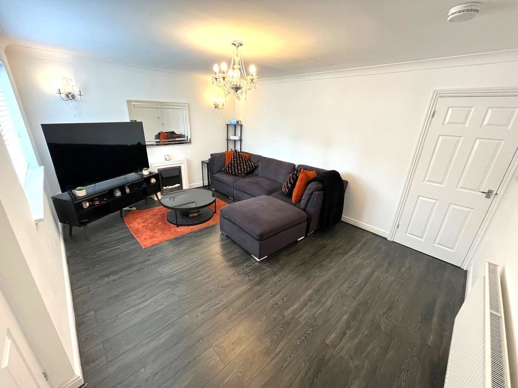 Property photo 3 of 21 Img_1796