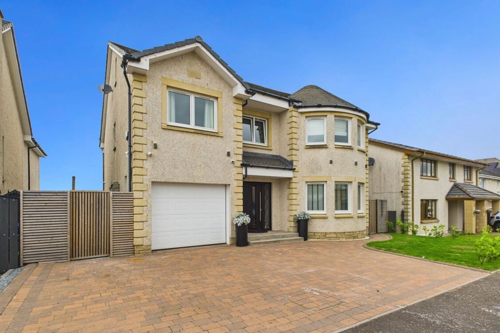 Property photo 1 of 35