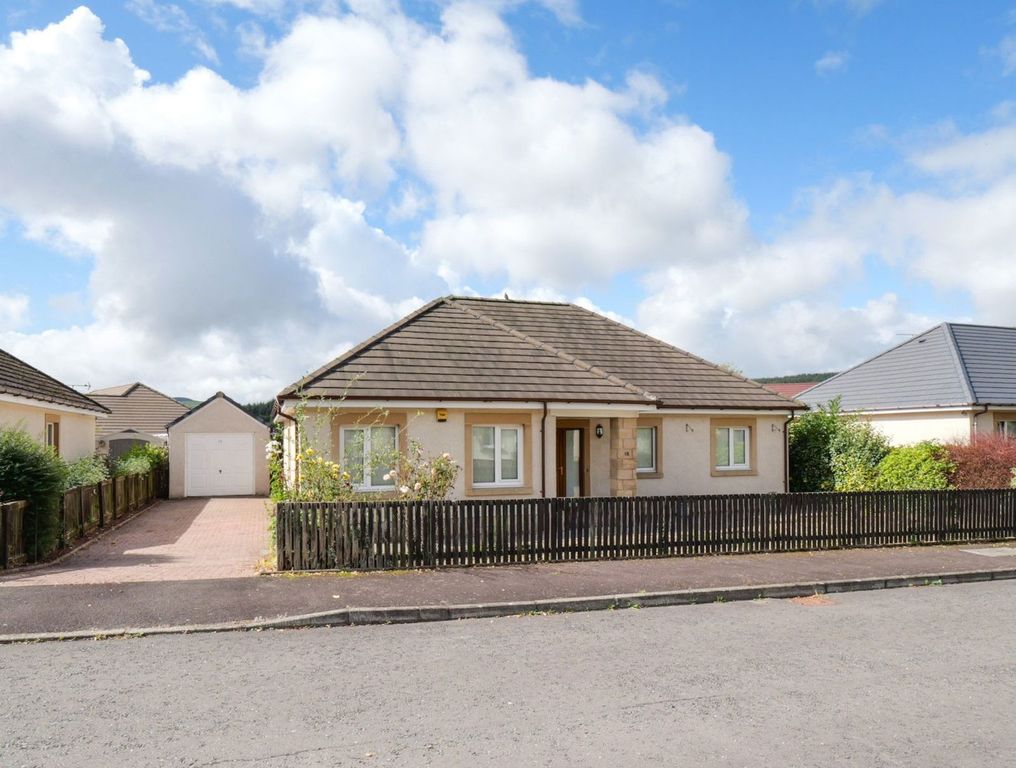 Property photo 1 of 26
