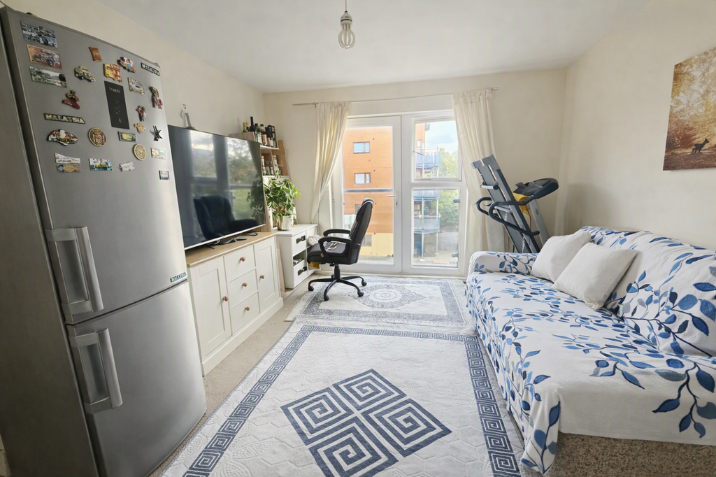 Property photo 1 of 5