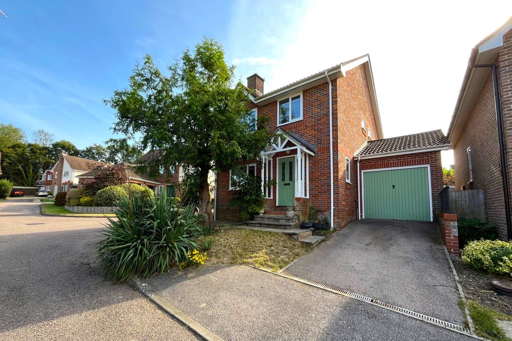 Property photo 1 of 21