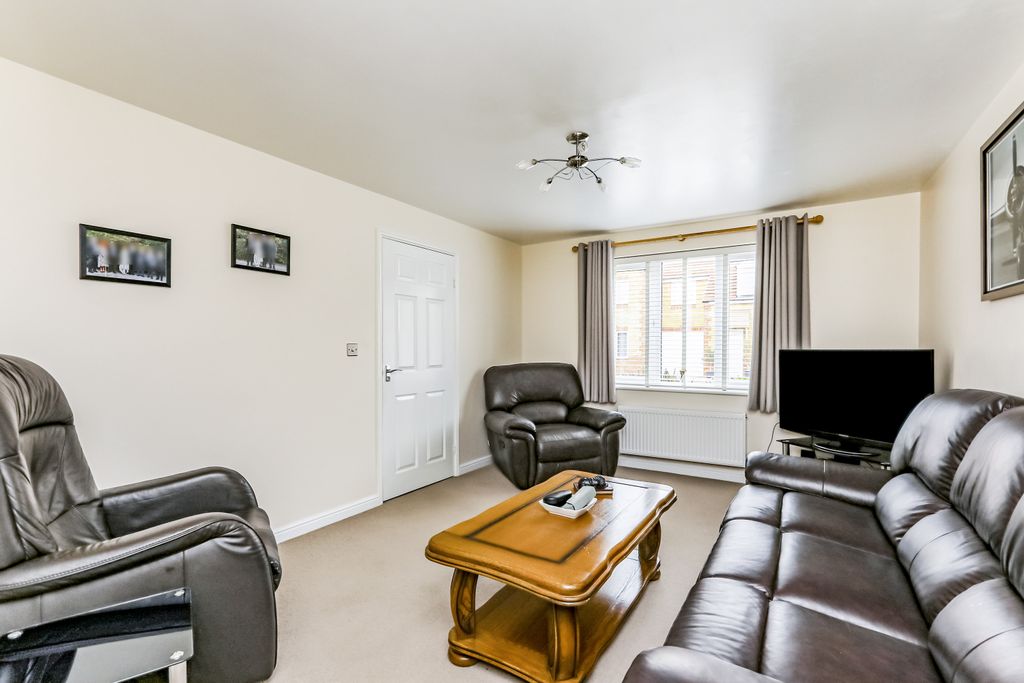 Property photo 3 of 19 8G9A6110