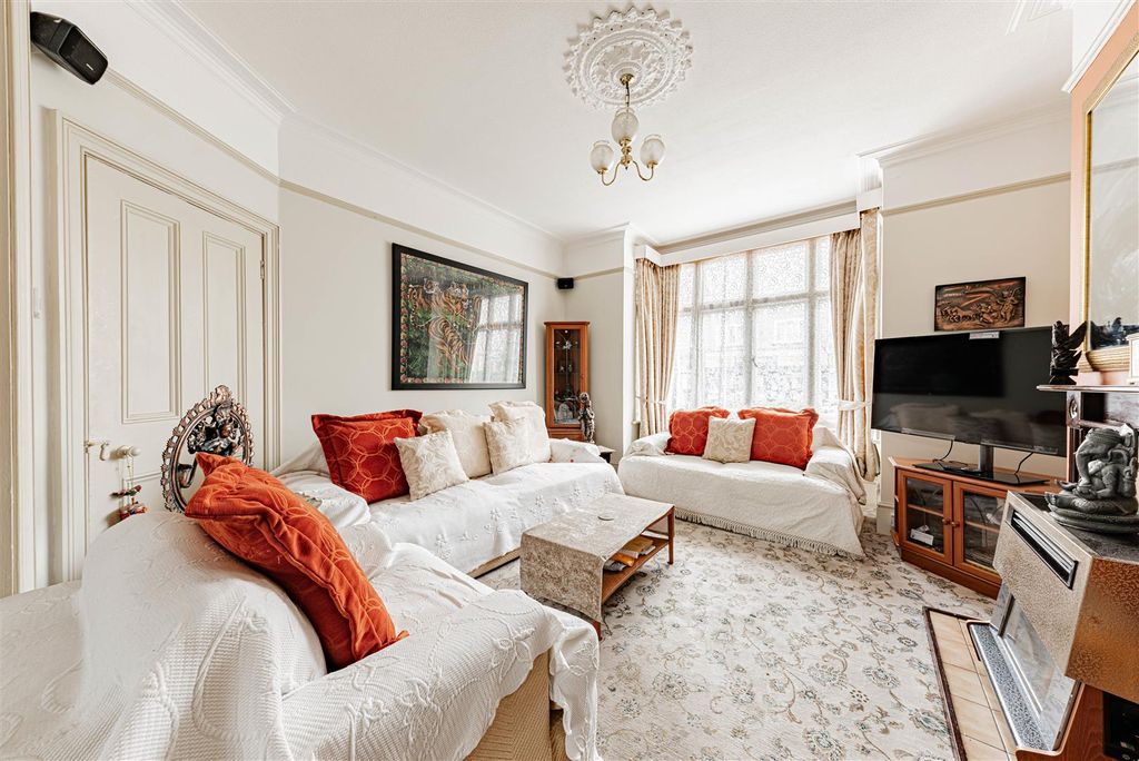 Property photo 2 of 37 L J Imaging-20.Jpg