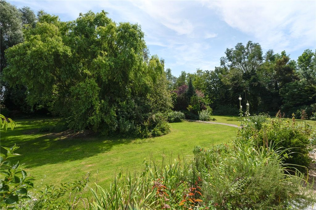Property photo 3 of 24 Picture No. 19