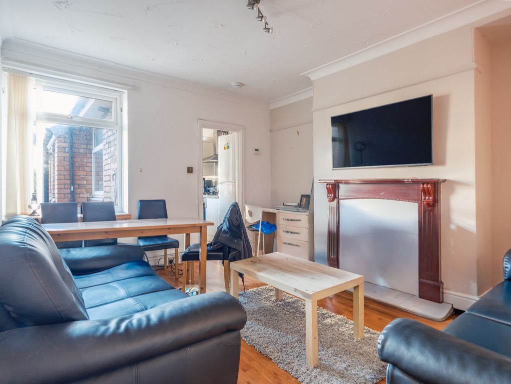 Property photo 1 of 10 2755460