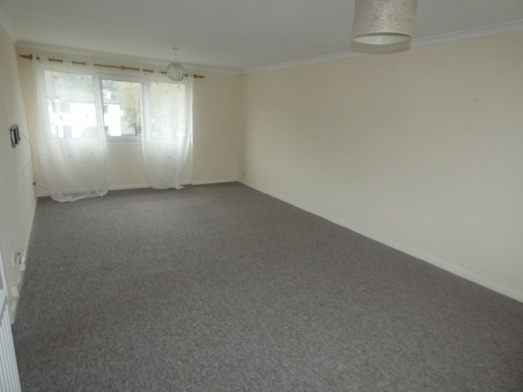 Property photo 2 of 7 Lounge