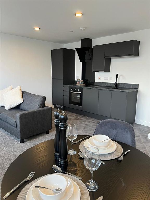 Property photo 1 of 8 Faiz Neighbourhood 7