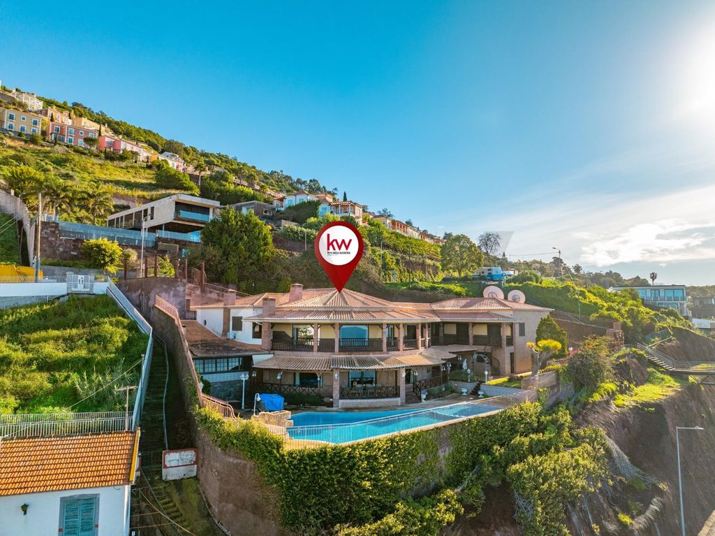 Property photo 1 of 53