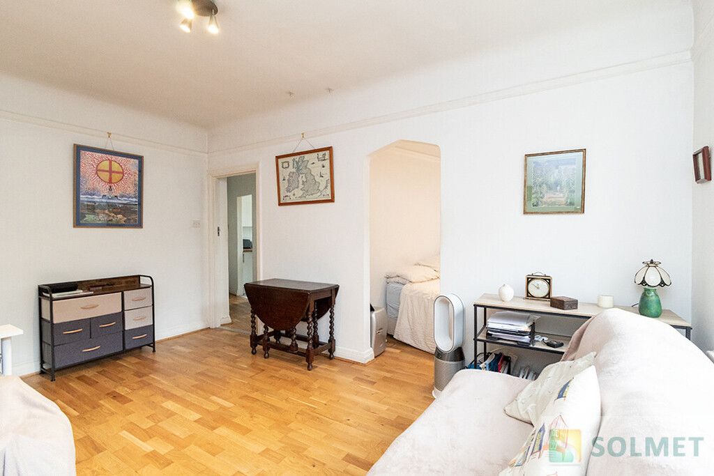 Property photo 3 of 12 3