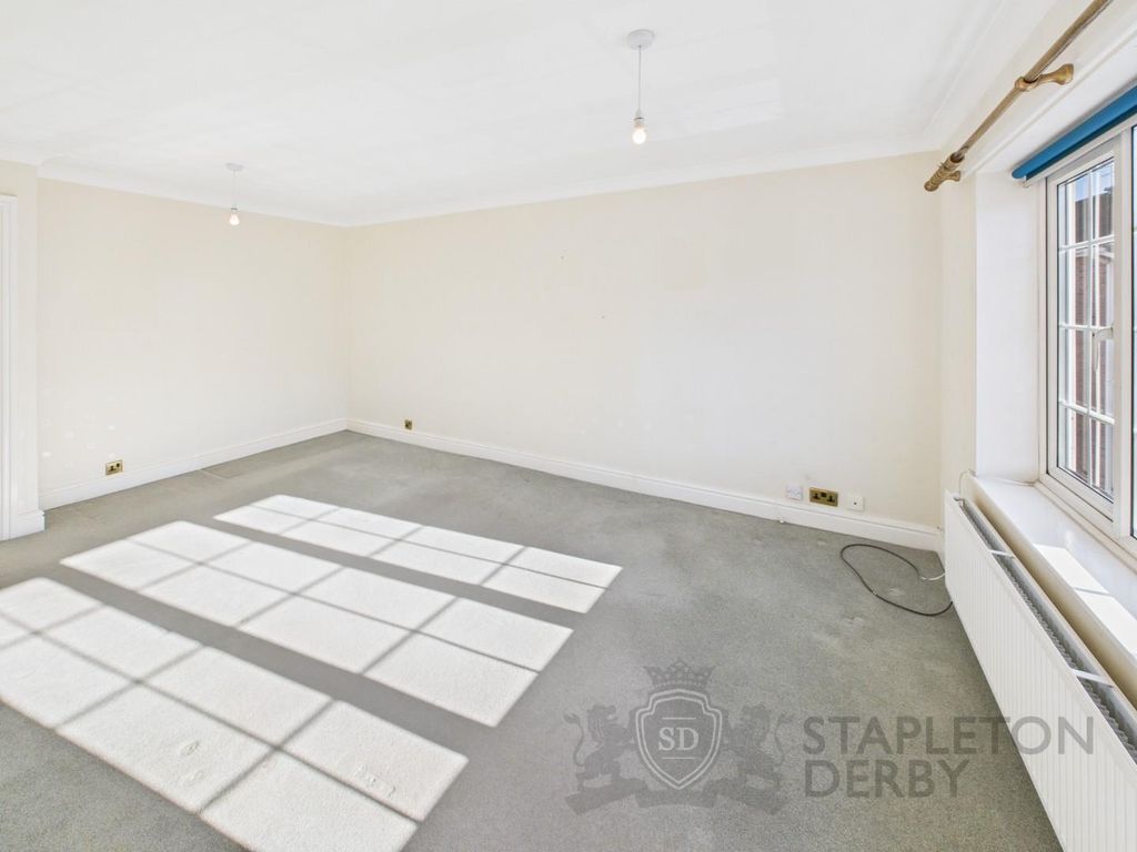 Property photo 2 of 14 Cam04720G0-Pr0131-Still004.Jpg