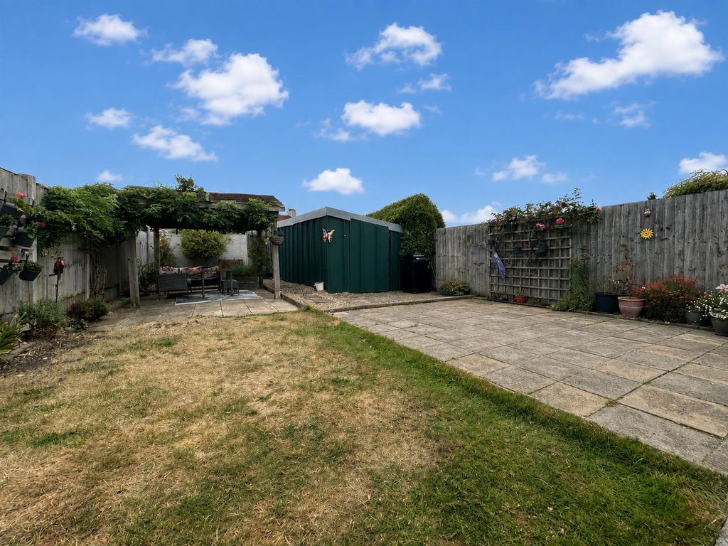 Property photo 3 of 13
