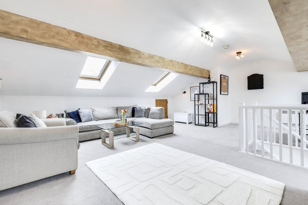 Property photo 2 of 16 Picture No. 50