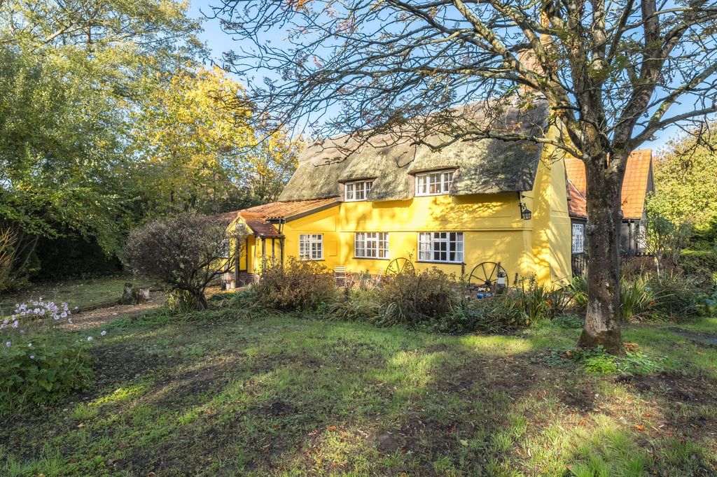 Property photo 1 of 36