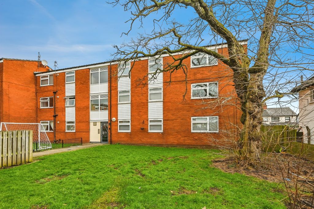 Property photo 1 of 11