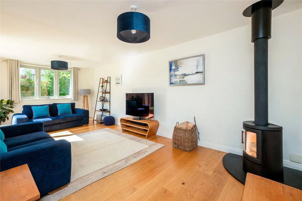 Property photo 2 of 21 Picture No. 04