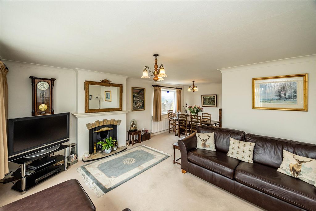 Property photo 3 of 29 2Avcclifton-080526-17.Jpg