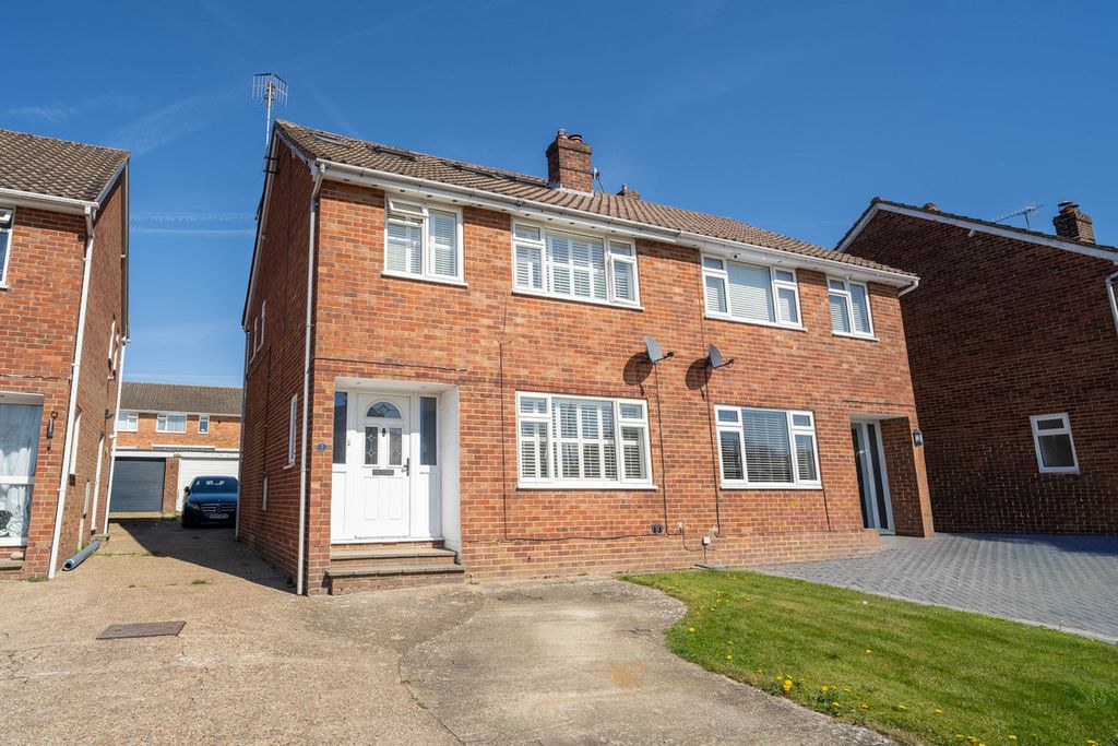 Property photo 1 of 20