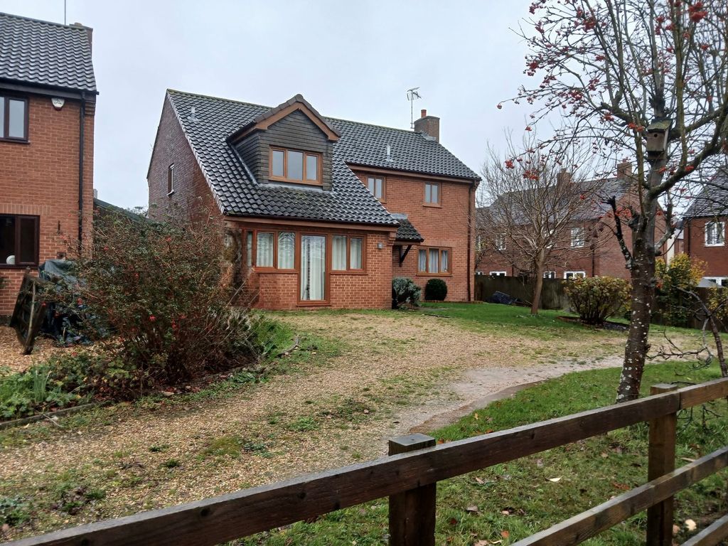 Property photo 1 of 1