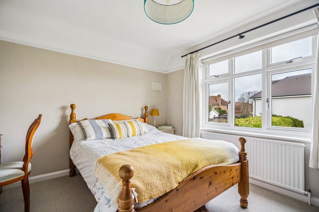 Additional image 11 of 3 bed detached house for saleSt James Walk, Richings Park, Iver SL0