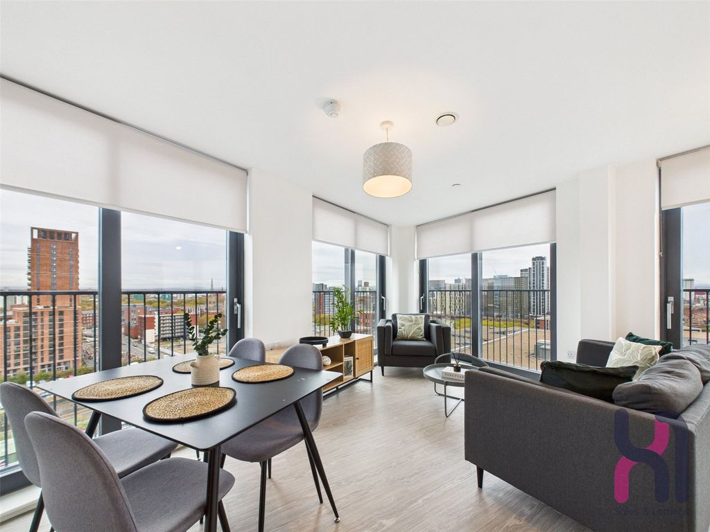 Property photo 3 of 24 Picture No. 28