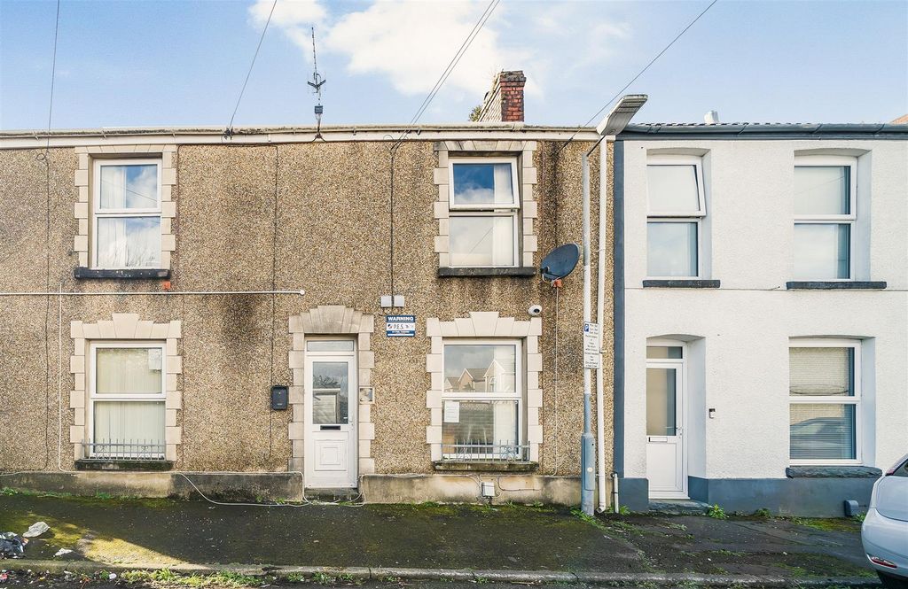 Property photo 1 of 25 22 Hill Front .Jpg