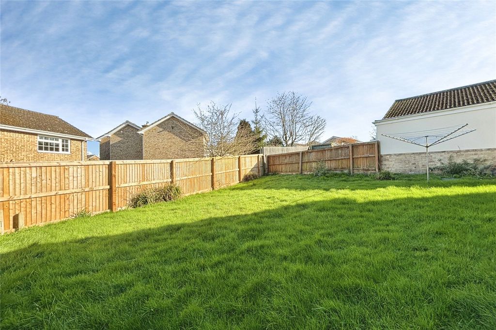 Property photo 2 of 16 Picture No. 19