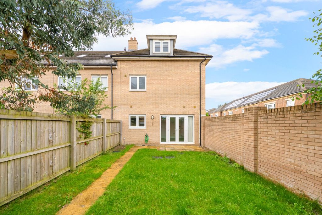 Property photo 2 of 17 Picture No. 08