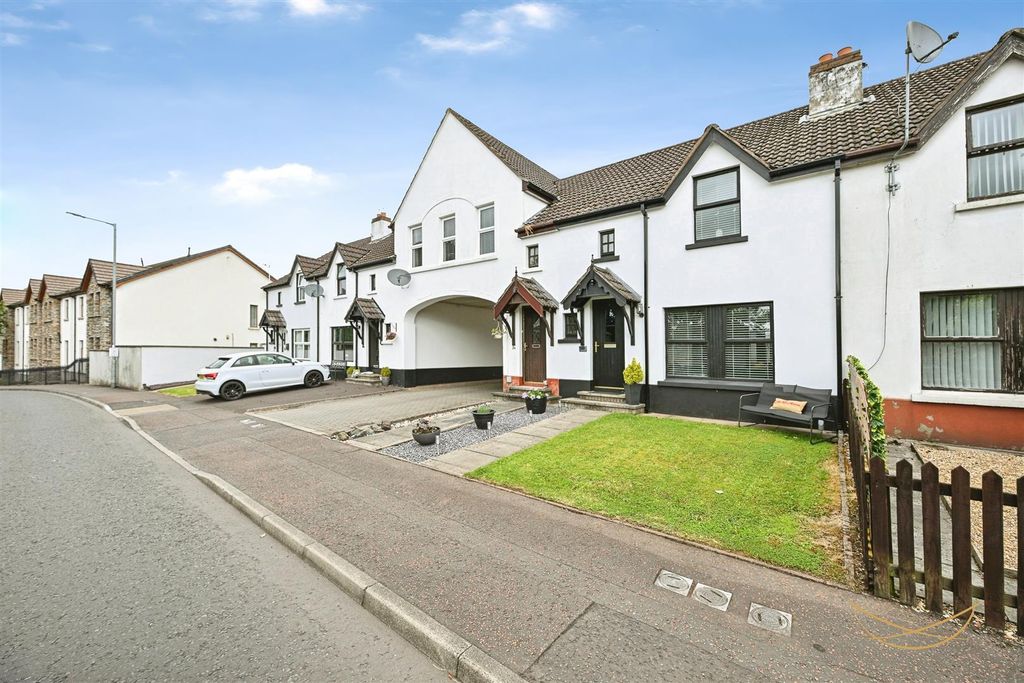 Property photo 3 of 36 Dhp-3.Jpg