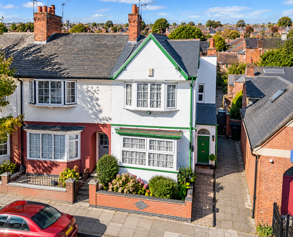 Property photo 1 of 25 A76A0E45-02A2-4F38-B140-9Fda2Db0Fc24
