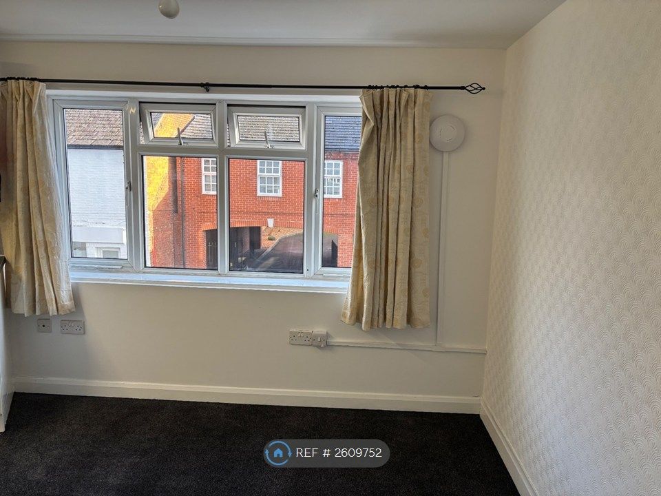 Property photo 3 of 7