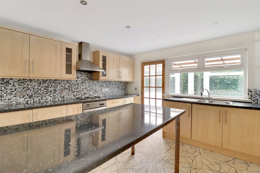 Property photo 3 of 11 Picture No. 07
