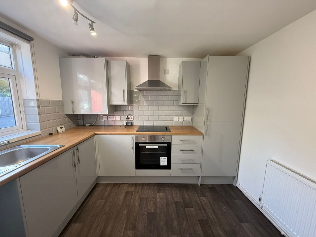 Property photo 1 of 10 9