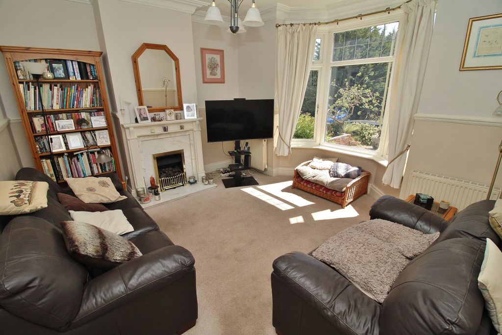Property photo 3 of 21