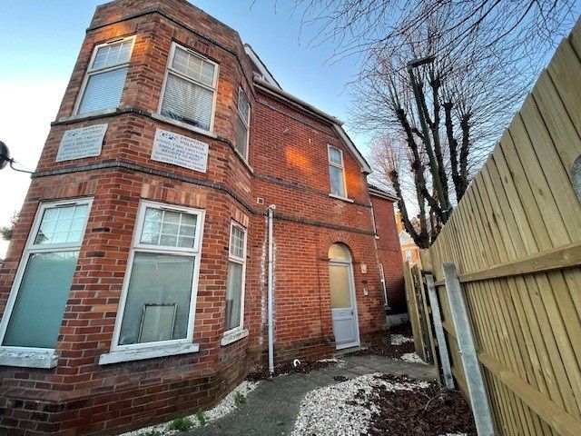 Property photo 1 of 5