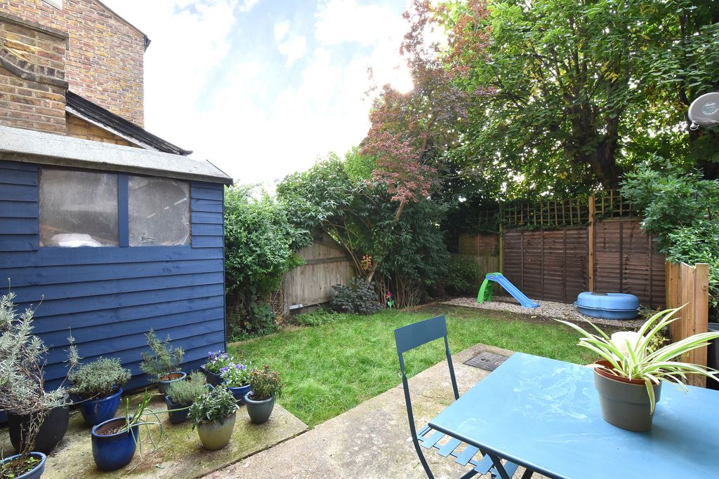 Property photo 3 of 12