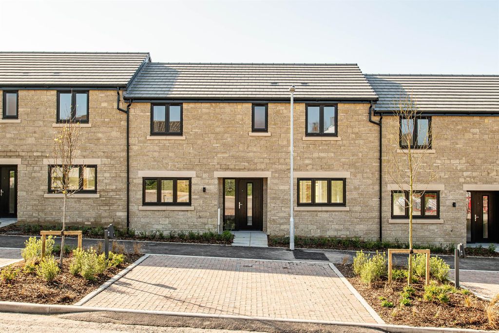 Property photo 1 of 18 Plot_11_Ext_1.Jpg