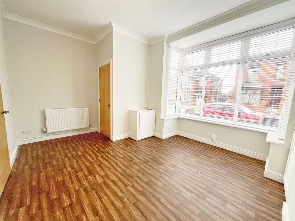 Property photo 3 of 17 Picture No. 16