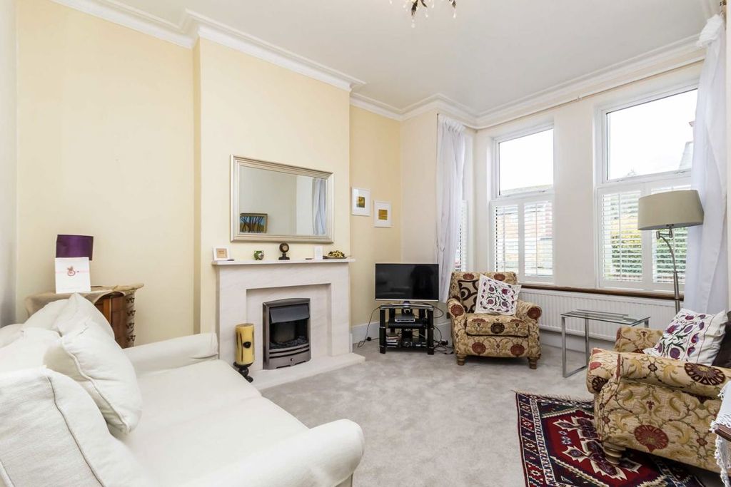 Property photo 2 of 7