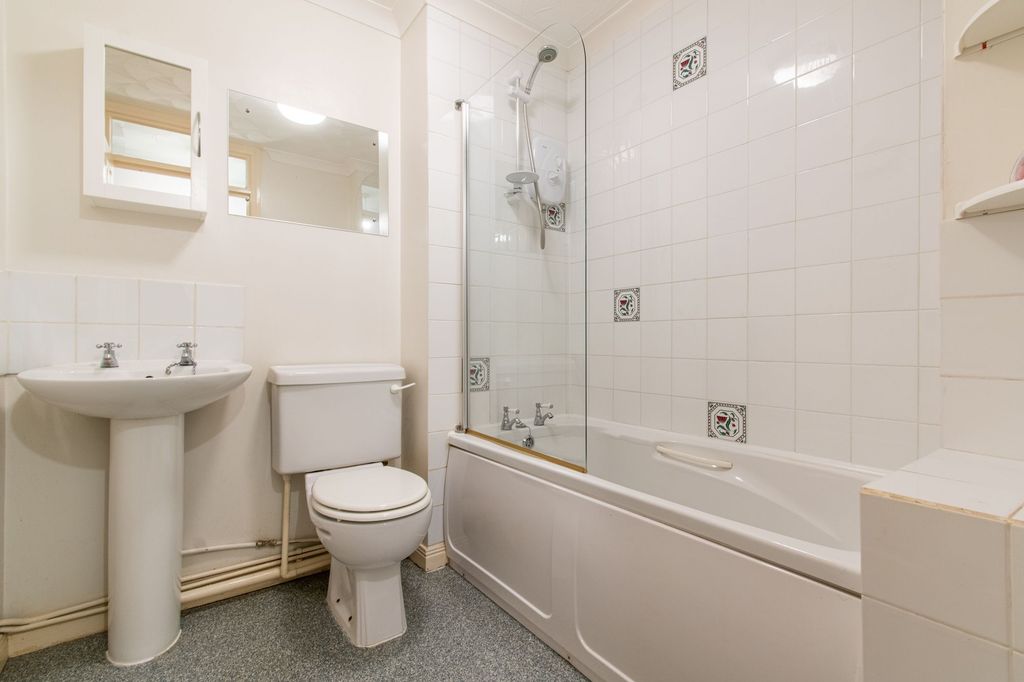Additional image 7 of 1 bed flat for saleTrewartha Court, Pound Street, Liskeard PL14