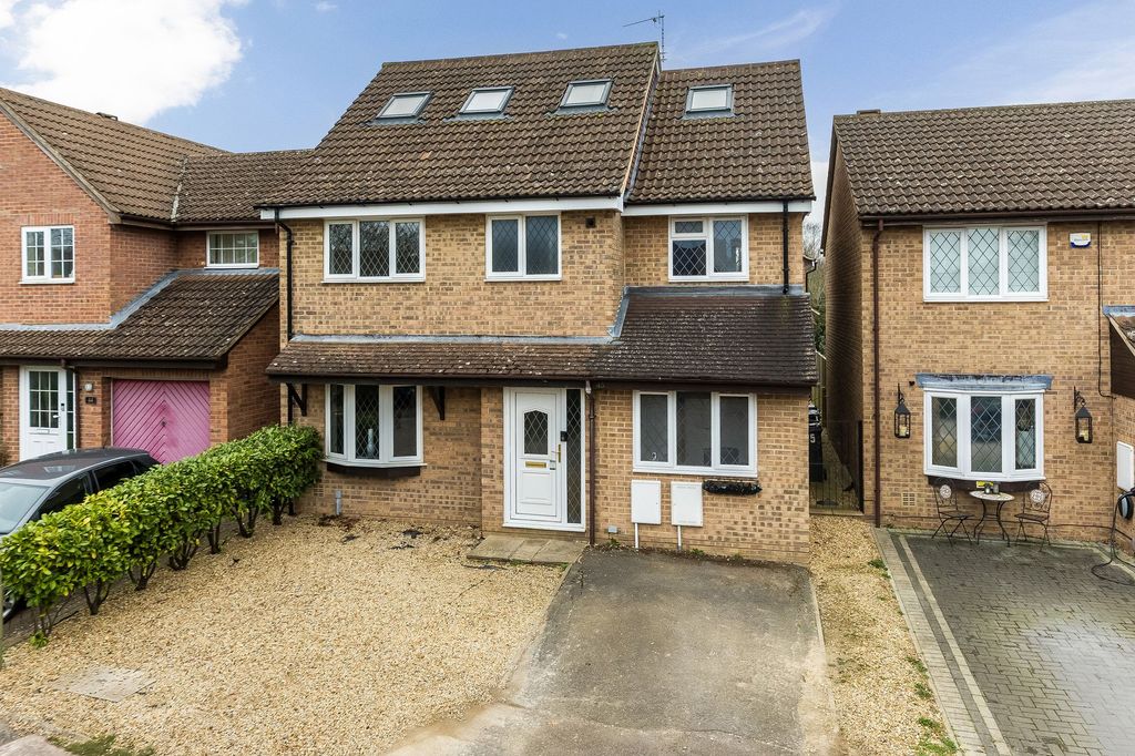 Property photo 1 of 29