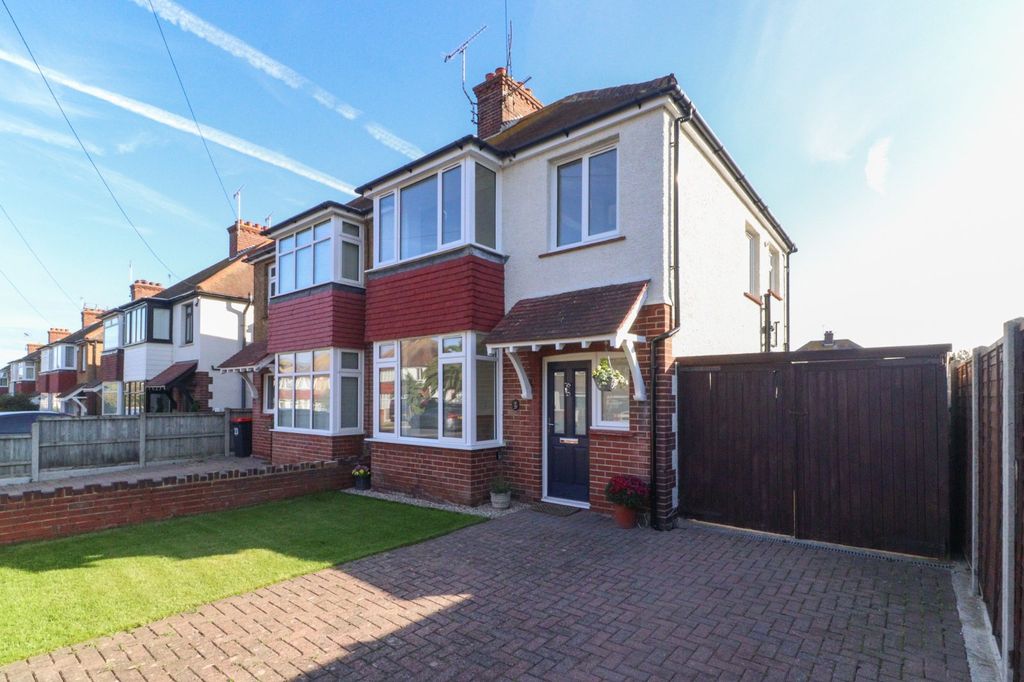 Property photo 1 of 12 Picture 1