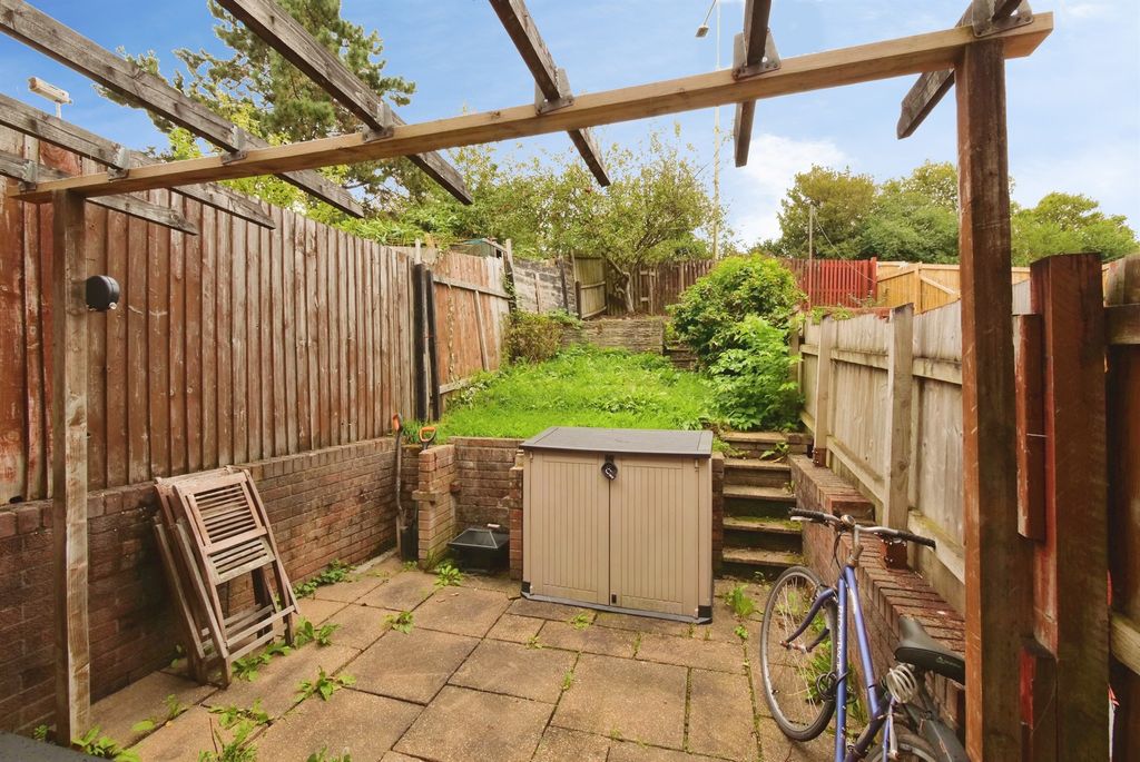 Property photo 2 of 15