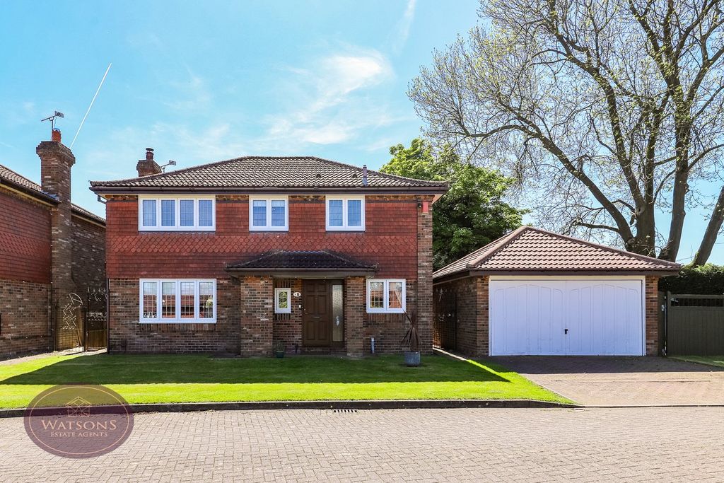 Property photo 1 of 33