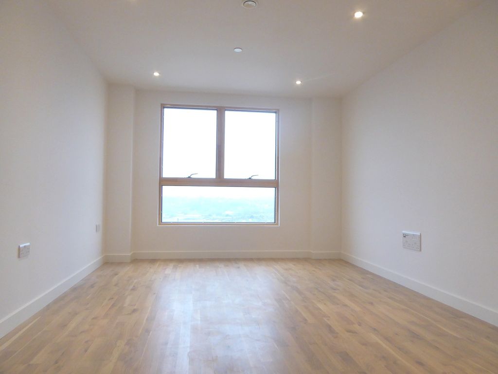 Property photo 2 of 7 Living Room