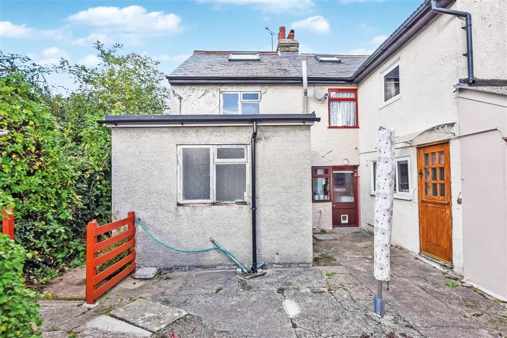 Property photo 1 of 5