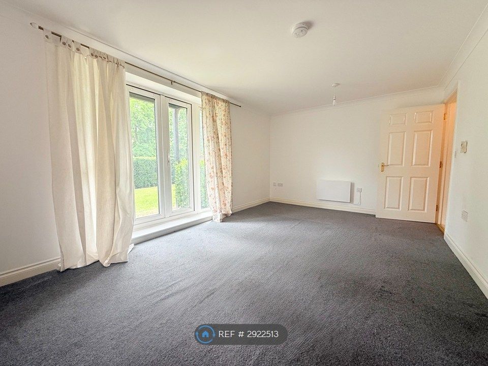 Property photo 3 of 8