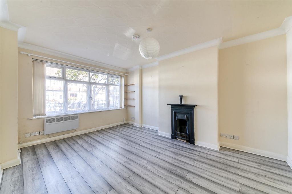 Property photo 3 of 16 Img_6364.Jpg