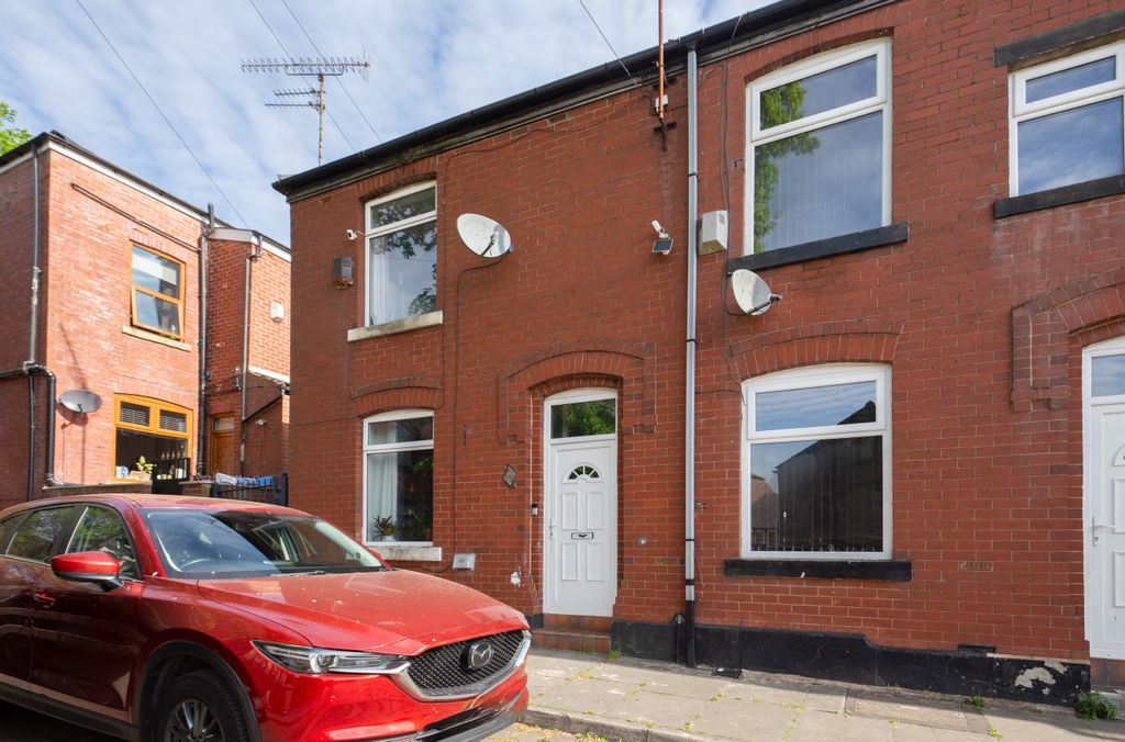 Property photo 1 of 22