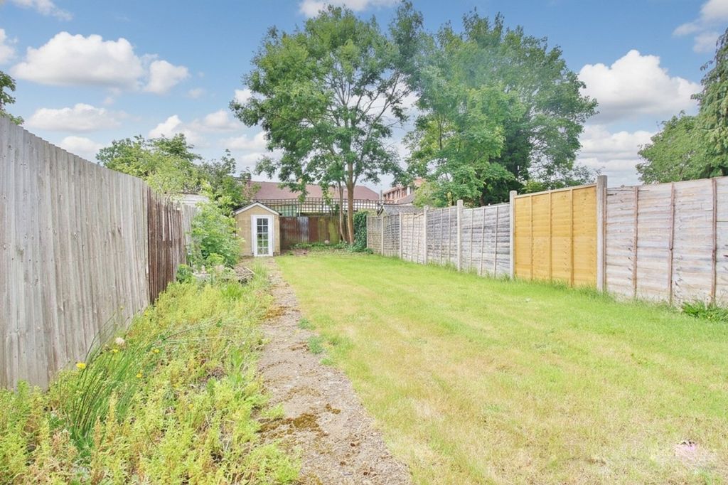 Property photo 3 of 8