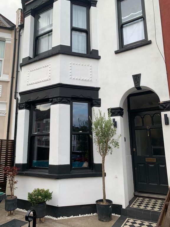 Property photo 1 of 24 15Cg-Front-Elevation